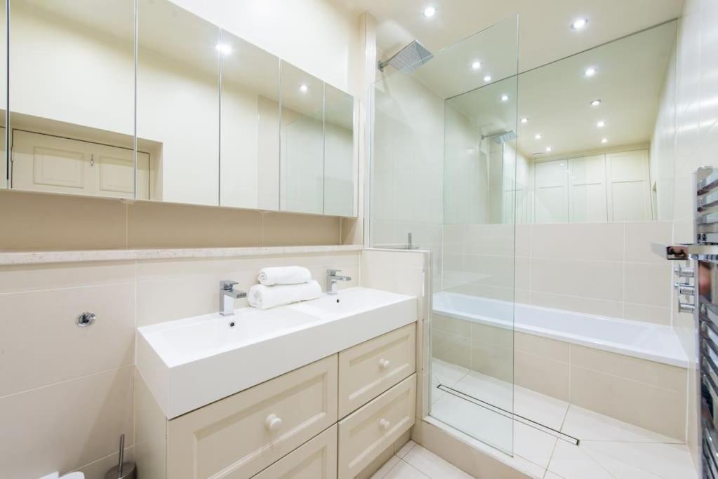 Self Catering , City Centre Apartment With Parking EDI Exterior foto
